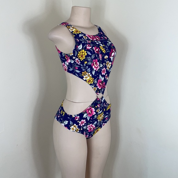 Bright Floral Cut Out One Piece Monokini Swimsuit - Picture 2 of 13